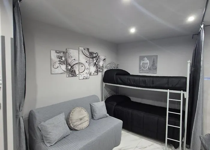 Apartment Albicocche House